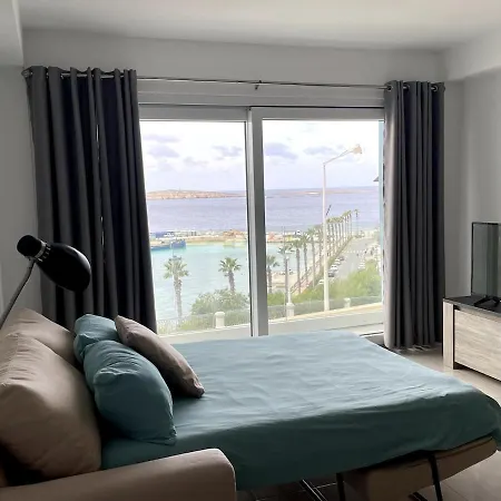 Seafront San Paul's Bay Apartment St. Paul's Bay