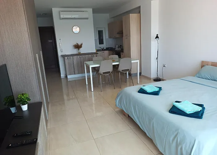 Seafront San Paul's Bay * St Paul's Bay